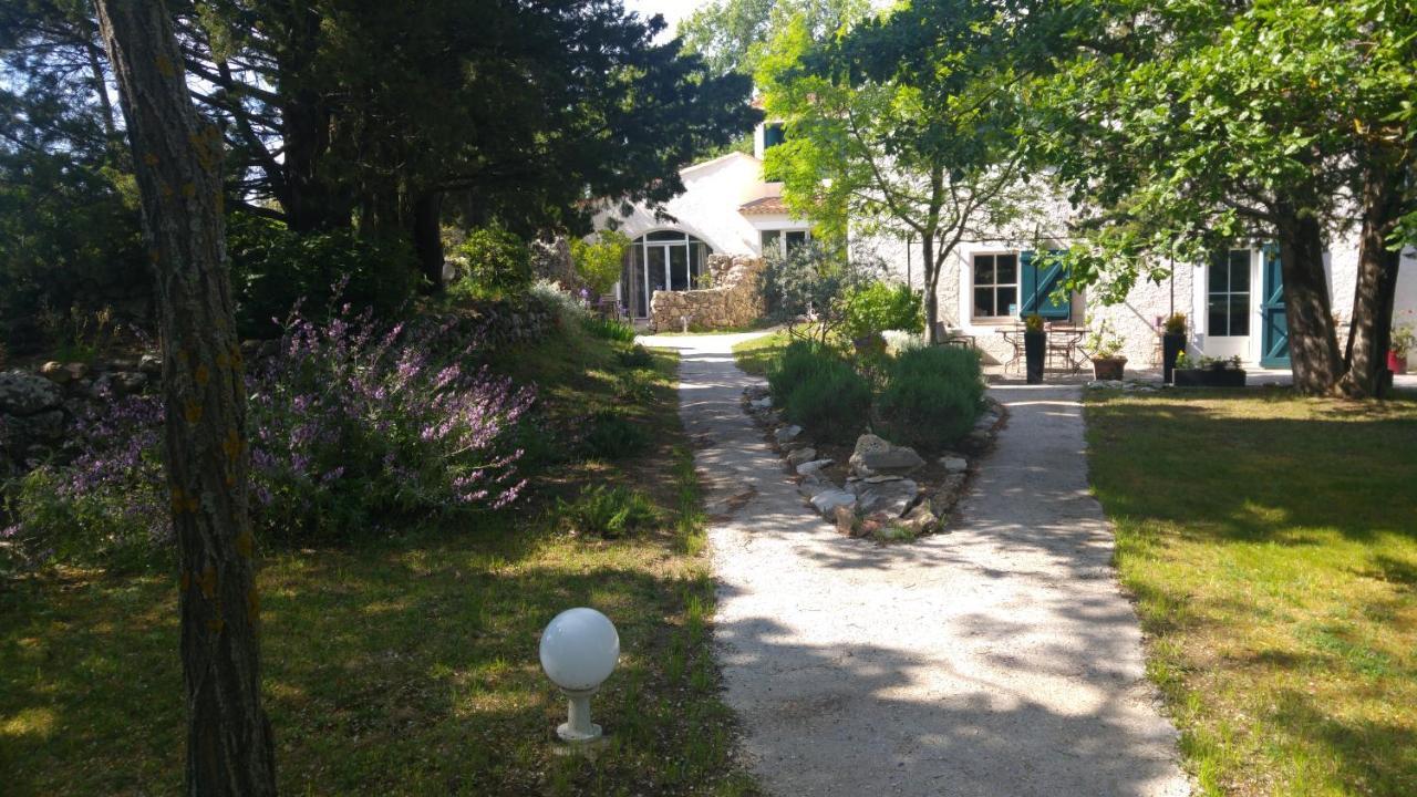 Le Moulin De Varrians Rians  Exterior photo